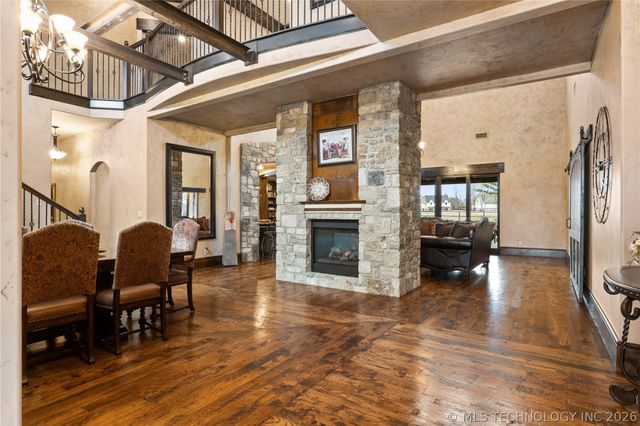 6403 N Wildwood Lane, Owasso, OK 74055