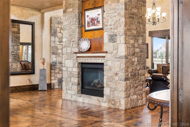 6403 N Wildwood Lane, Owasso, OK 74055