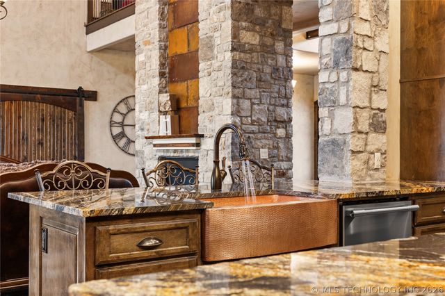 6403 N Wildwood Lane, Owasso, OK 74055