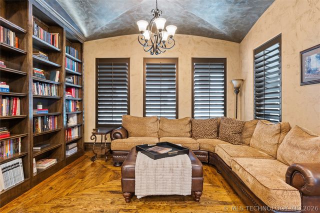 6403 N Wildwood Lane, Owasso, OK 74055
