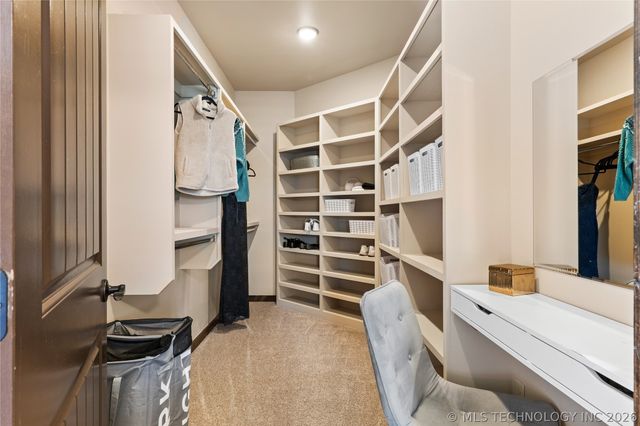 6403 N Wildwood Lane, Owasso, OK 74055
