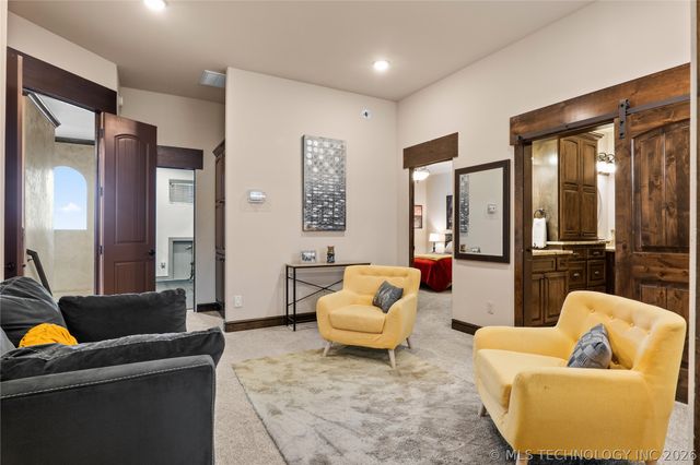 6403 N Wildwood Lane, Owasso, OK 74055