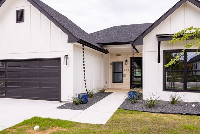 513 Conner Ct, Kerrville, TX 78028