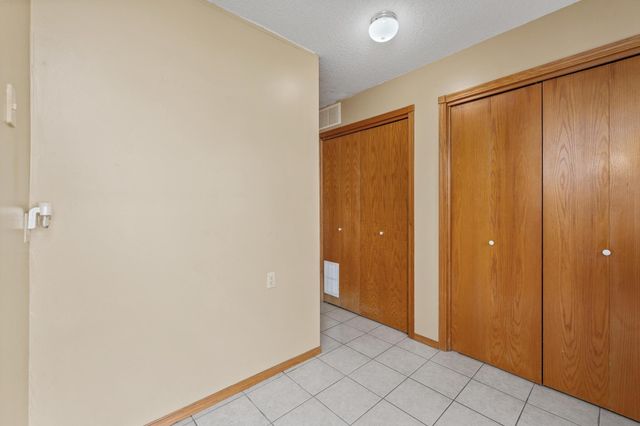 7820 W School St, Wichita, KS 67212