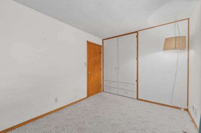 7820 W School St, Wichita, KS 67212