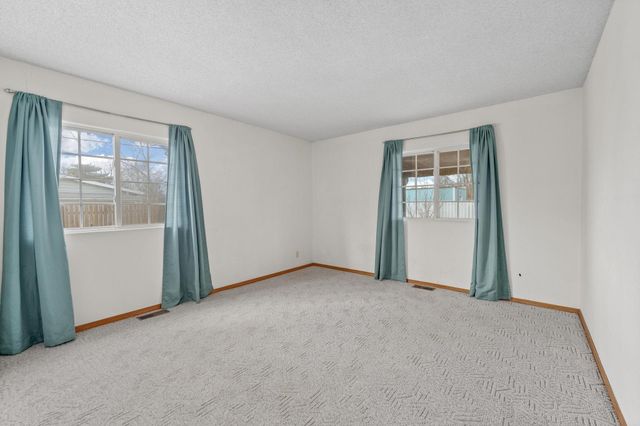 7820 W School St, Wichita, KS 67212