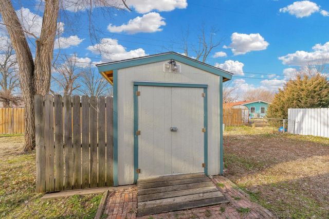 7820 W School St, Wichita, KS 67212