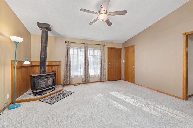 7820 W School St, Wichita, KS 67212