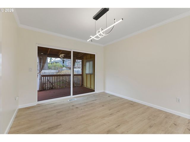 18665 Nw Tolovana St, Portland, OR 97229