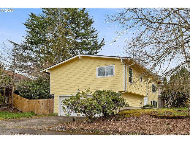 18665 Nw Tolovana St, Portland, OR 97229