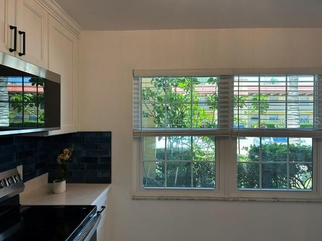 1845 S HIGHLAND AVENUE 10-1, Clearwater, FL 33756