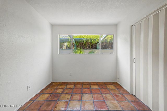 2769 W Anklam Road APT B, Tucson, AZ 85745