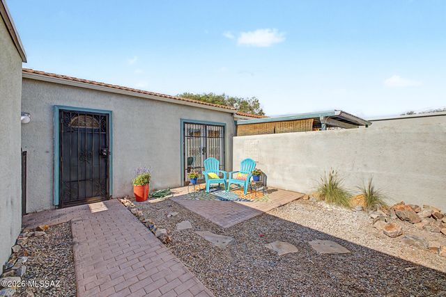 2769 W Anklam Road APT B, Tucson, AZ 85745