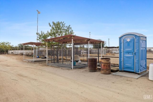 30751 Sharp Way, Shafter, CA 93263