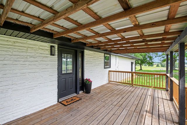 5963 Wayman Dunn Rd, Springfield, TN 37172