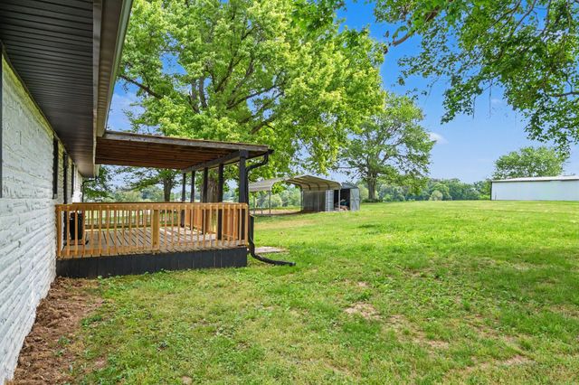 5963 Wayman Dunn Rd, Springfield, TN 37172