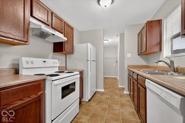 2883 Beethoven Avenue, Indianapolis, IN 46239