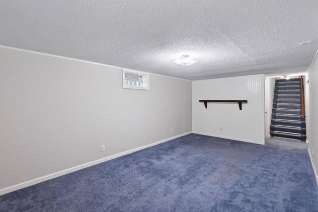 10475 6th Street NE, Blaine, MN 55434