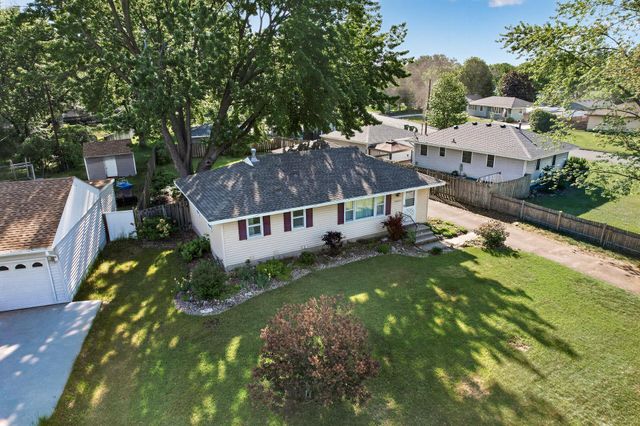 10475 6th Street NE, Blaine, MN 55434