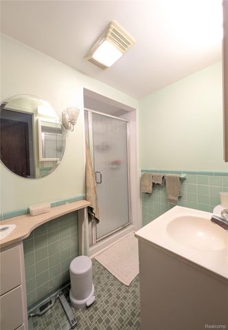 4203 Gregor Street, Genesee Charter Township, MI 48458
