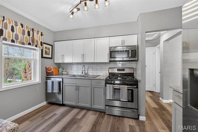 6929 Dartmouth Avenue, University City, MO 63130