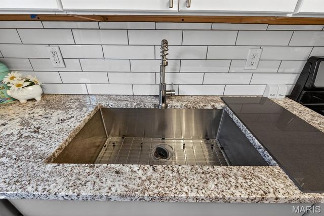 6929 Dartmouth Avenue, University City, MO 63130