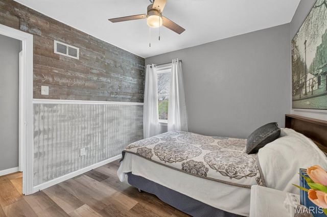 6929 Dartmouth Avenue, University City, MO 63130