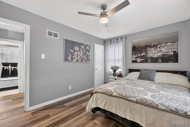 6929 Dartmouth Avenue, University City, MO 63130