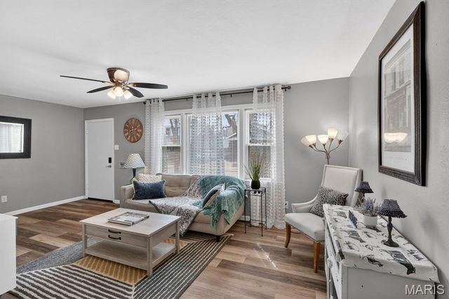 6929 Dartmouth Avenue, University City, MO 63130