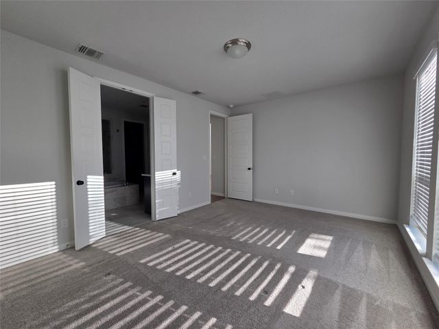 221 Bauer LOOP, Liberty Hill, TX 78642