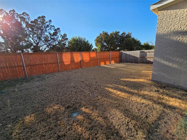 221 Bauer LOOP, Liberty Hill, TX 78642