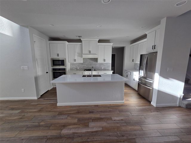 221 Bauer LOOP, Liberty Hill, TX 78642