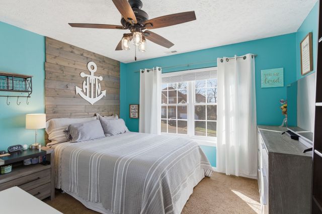 110 Huntington Pl, Hendersonville, TN 37075