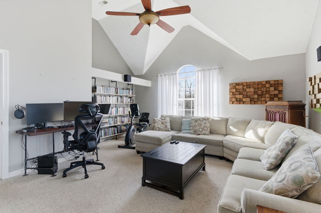 110 Huntington Pl, Hendersonville, TN 37075