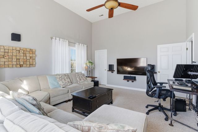 110 Huntington Pl, Hendersonville, TN 37075