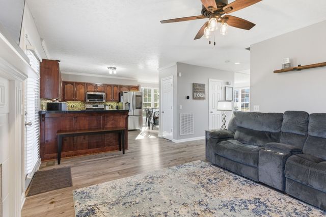 110 Huntington Pl, Hendersonville, TN 37075