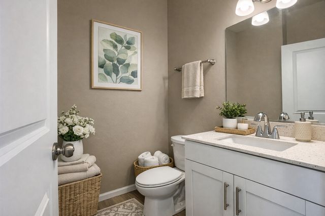 225 Regency Court C, Wauconda, IL 60084