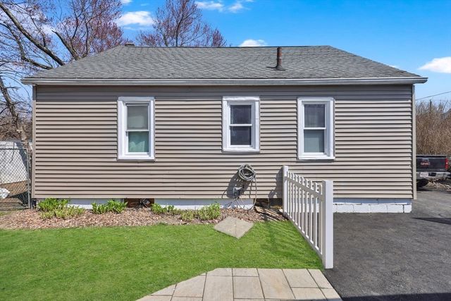 95 Clark St, Chicopee, MA 01013