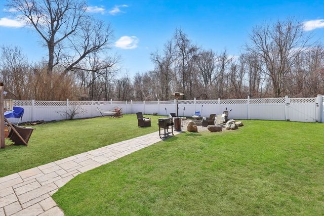 95 Clark St, Chicopee, MA 01013