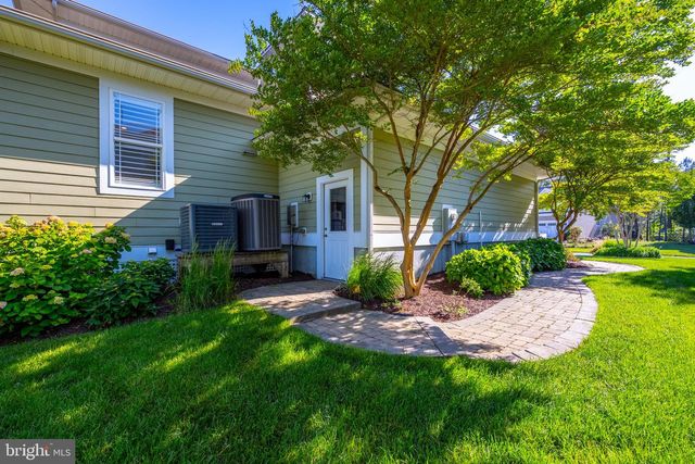 10310 QUARTER DECK LN, Berlin, MD 21811