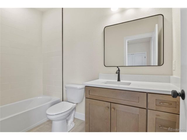 19 Noyer Ct, Colorado Springs, CO 80906