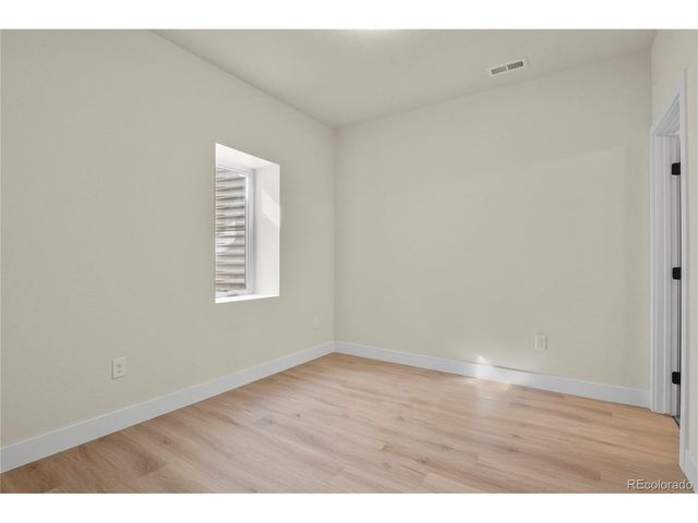 19 Noyer Ct, Colorado Springs, CO 80906