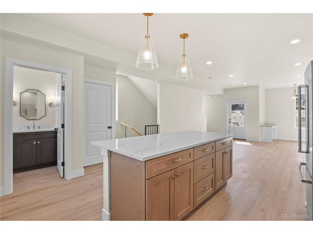 19 Noyer Ct, Colorado Springs, CO 80906