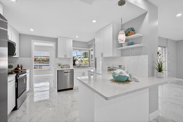 3818 TOPSAIL TRAIL, New Port Richey, FL 34652