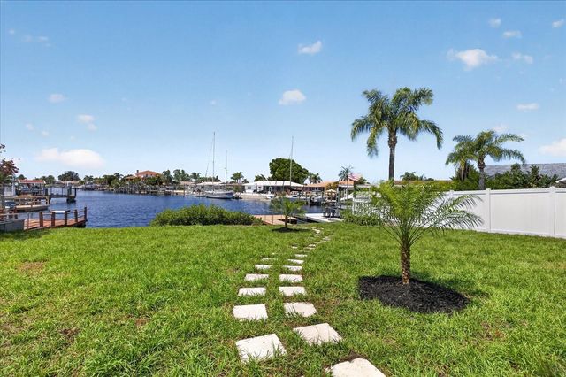 3818 TOPSAIL TRAIL, New Port Richey, FL 34652