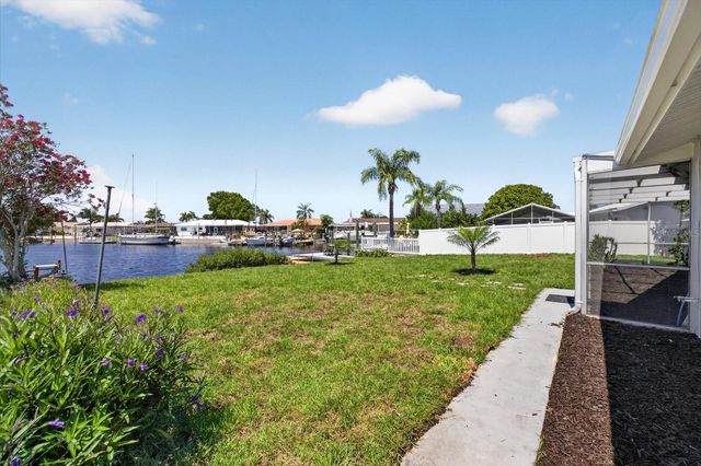 3818 TOPSAIL TRAIL, New Port Richey, FL 34652