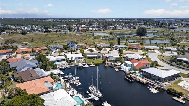 3818 TOPSAIL TRAIL, New Port Richey, FL 34652