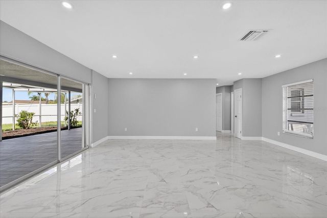 3818 TOPSAIL TRAIL, New Port Richey, FL 34652