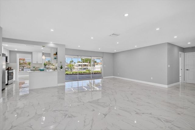 3818 TOPSAIL TRAIL, New Port Richey, FL 34652