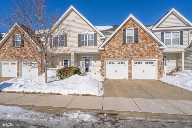 4 GRAND NATIONAL LN, Newark, DE 19702